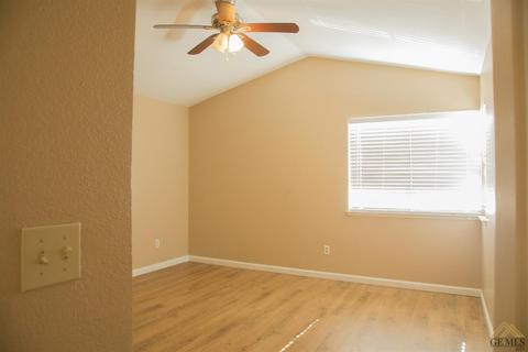 5805 Willowcrest St, Bakersfield, CA 93313 photo 17