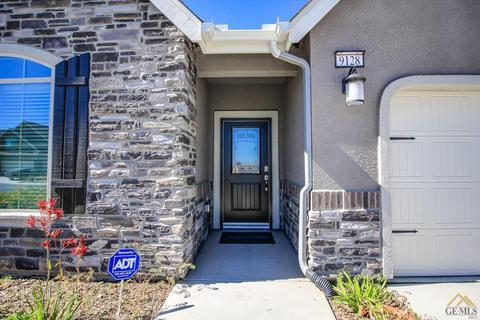 9128 Red Pine Dr, Shafter, CA 93263 photo 4