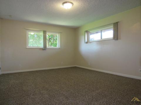 913 Devore Ave, Bakersfield, CA 93308 photo 7