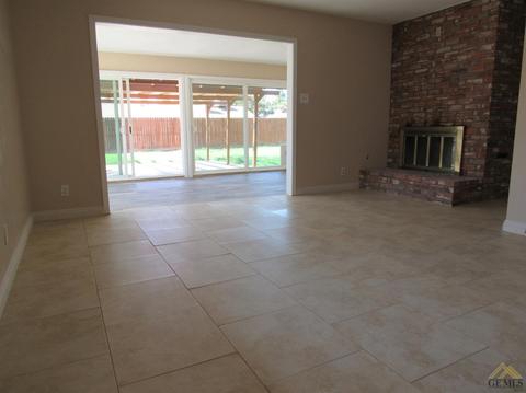 913 Devore Ave, Bakersfield, CA 93308 photo 17