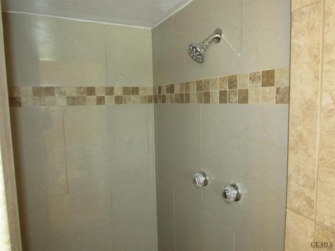 913 Devore Ave, Bakersfield, CA 93308 photo 10