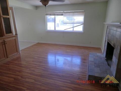 103 Walnut Dr, Tehachapi, CA 93561 photo 6