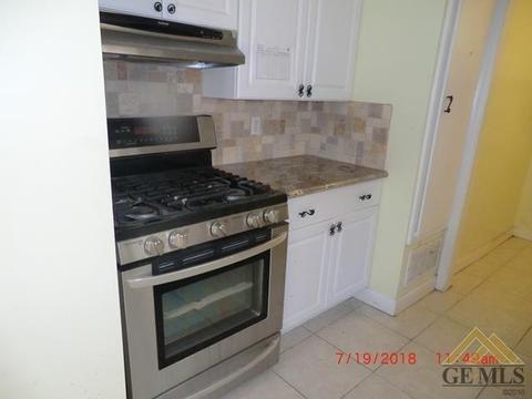 103 Walnut Dr, Tehachapi, CA 93561 photo 10