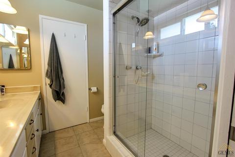 1013 3rd St, Taft, CA 93268 photo 16