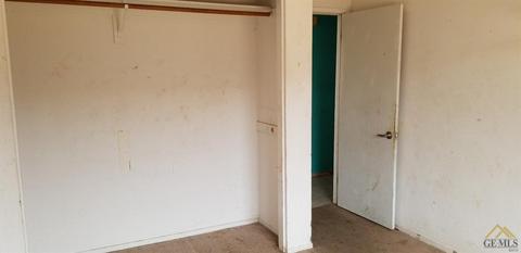 10003 Buzz St, Lamont, CA 93241 photo 10