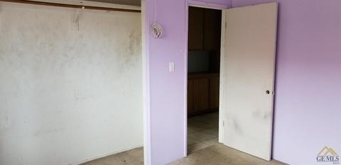 10003 Buzz St, Lamont, CA 93241 photo 12