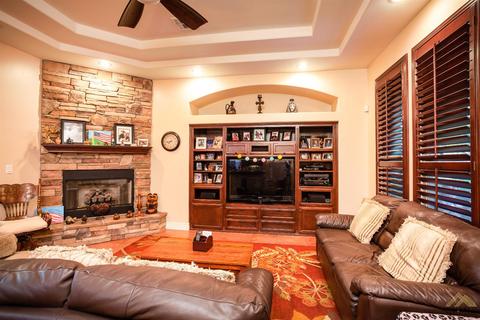 916 Tamara Ct, Shafter, CA 93263 photo 6