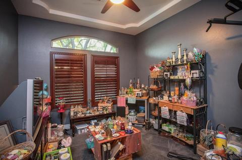 916 Tamara Ct, Shafter, CA 93263 photo 9