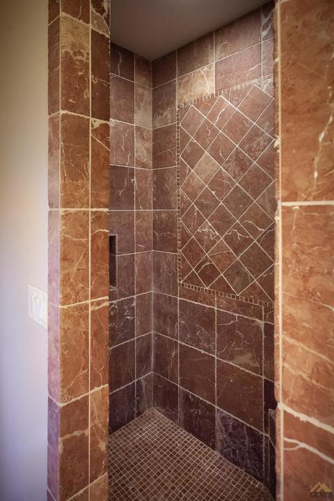 916 Tamara Ct, Shafter, CA 93263 photo 31