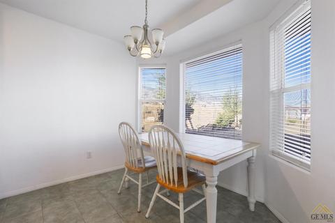 19751 Sioux St, Tehachapi, CA 93561 photo 11
