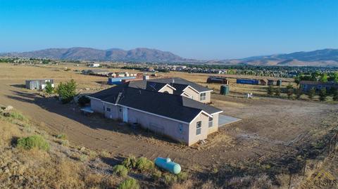 19751 Sioux St, Tehachapi, CA 93561 photo 3