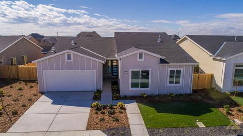 9324 Manor Forest Ln, Shafter, CA 93263 photo 2