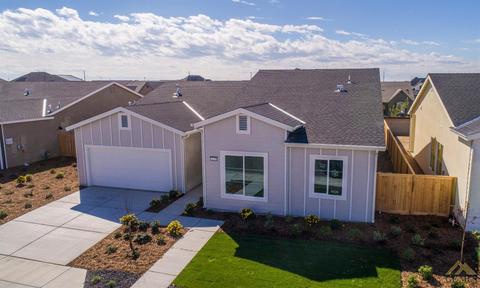 9324 Manor Forest Ln, Shafter, CA 93263 photo 1