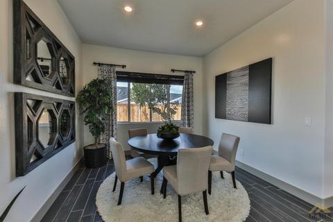 9324 Manor Forest Ln, Shafter, CA 93263 photo 8
