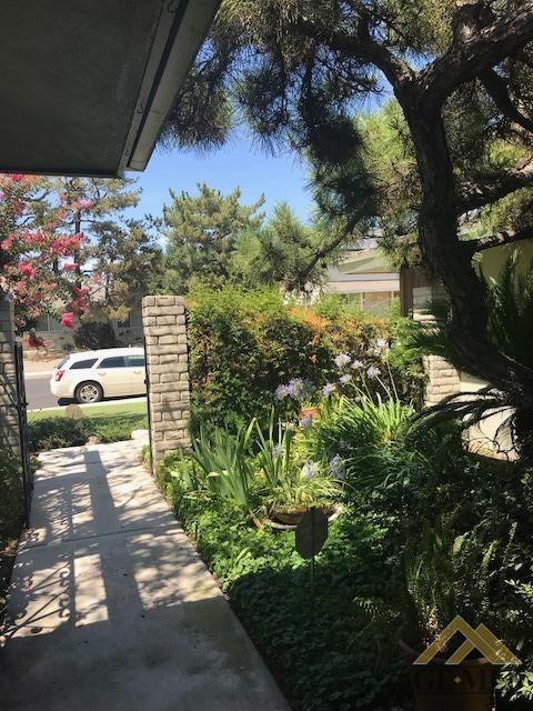 2719 Silver Dr, Bakersfield, CA 93306 photo 4