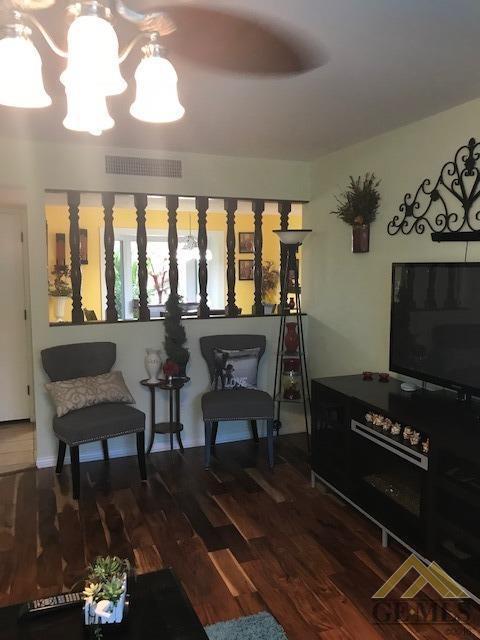 2719 Silver Dr, Bakersfield, CA 93306 photo 5