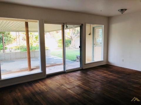 3111 Berkeley St, Bakersfield, CA 93305 photo 8