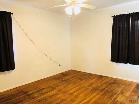 3111 Berkeley St, Bakersfield, CA 93305 photo 12