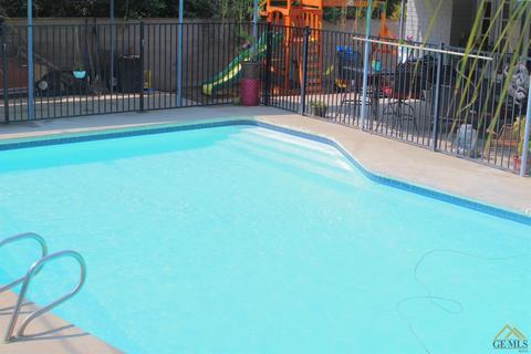 2911 Berkeley St, Bakersfield, CA 93305 photo 14
