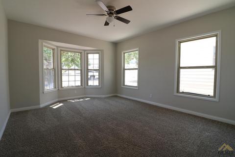 110 E Kern St, Taft, CA 93268 photo 12