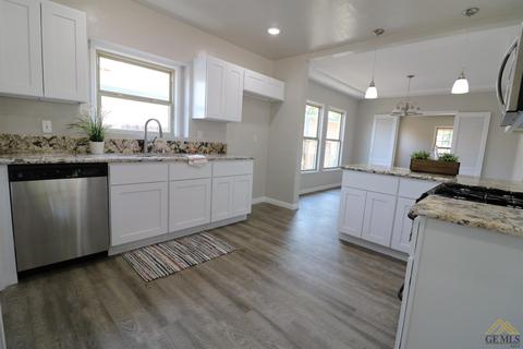 110 E Kern St, Taft, CA 93268 photo 8