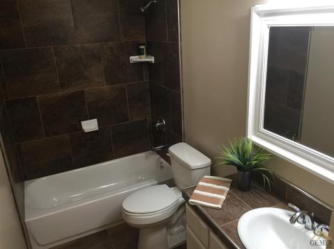 109 D St, Taft, CA 93268 photo 17
