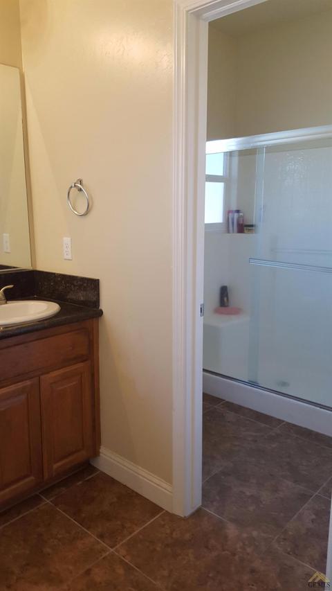 612 Cornelia St, Wasco, CA 93280 photo 9