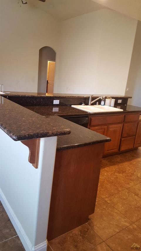612 Cornelia St, Wasco, CA 93280 photo 7