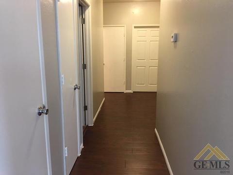 1513 Verde Ct, Arvin, CA 93203 photo 7