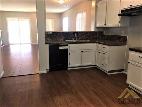 1513 Verde Ct, Arvin, CA 93203 photo 9