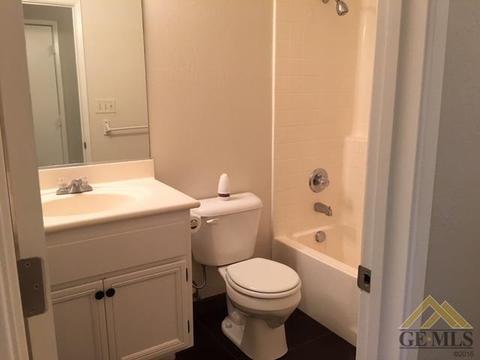 1513 Verde Ct, Arvin, CA 93203 photo 8