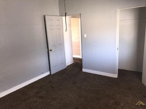 517 B St, Taft, CA 93268 photo 9