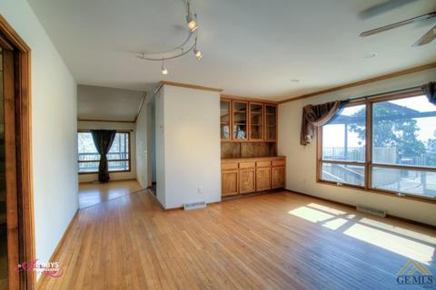 21820 Sunnybrook Dr, Tehachapi, CA 93561 photo 16