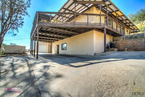 21820 Sunnybrook Dr, Tehachapi, CA 93561 photo 2