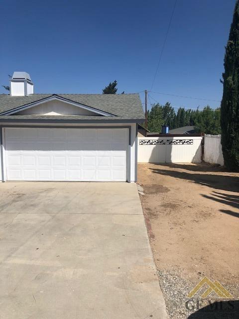 20401 Park Rd, Tehachapi, CA 93561 photo 2