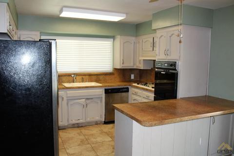 10618 Dee Dee Ave, Bakersfield, CA 93312 photo 3