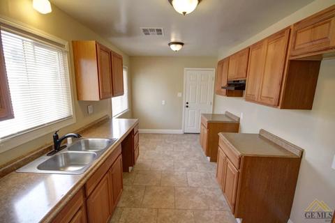 201 Wetherley Dr, Bakersfield, CA 93309 photo 8