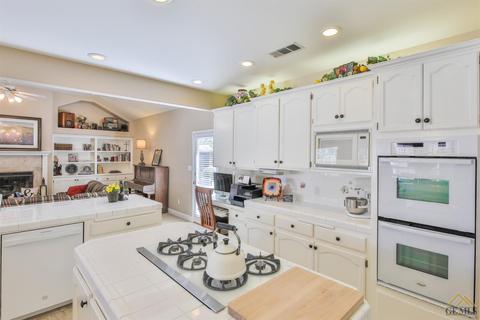 13403 Blodget Ave, Bakersfield, CA 93314 photo 20
