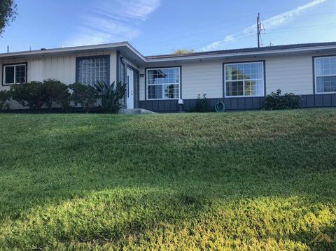 717 D St, Taft, CA 93268 photo 1