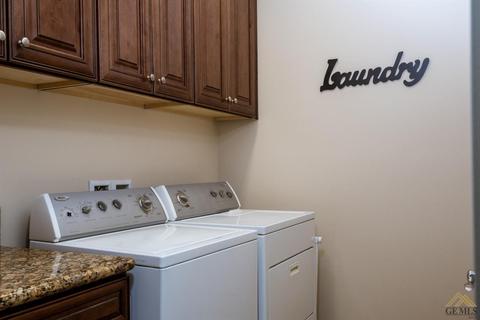 3161 Batch Ln, Bakersfield, CA 93312 photo 16