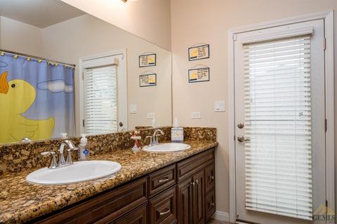 3161 Batch Ln, Bakersfield, CA 93312 photo 32