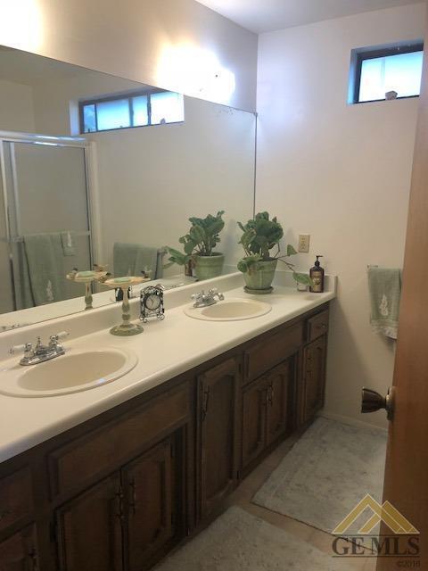 29940 Sunland Way, Tehachapi, CA 93561 photo 4