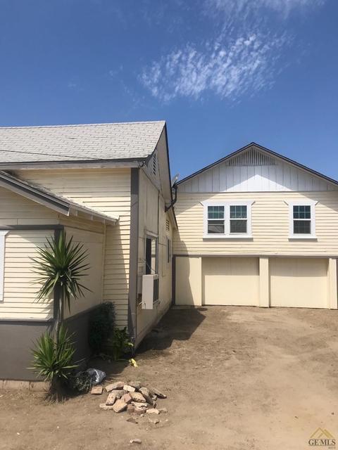 551 E St, Wasco, CA 93280 photo 2
