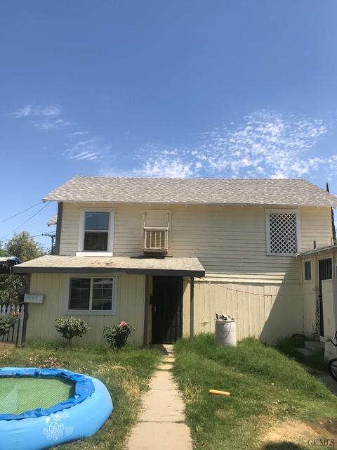 551 E St, Wasco, CA 93280 photo 3