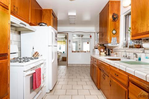 401 Shaw Ave, Shafter, CA 93263 photo 9