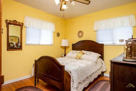 401 Shaw Ave, Shafter, CA 93263 photo 16