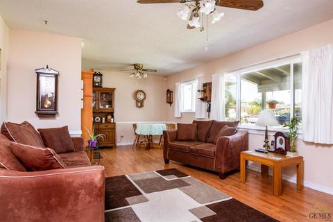 401 Shaw Ave, Shafter, CA 93263 photo 7
