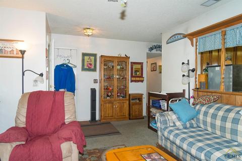 3917 Newcombe Ave, Bakersfield, CA 93313 photo 6