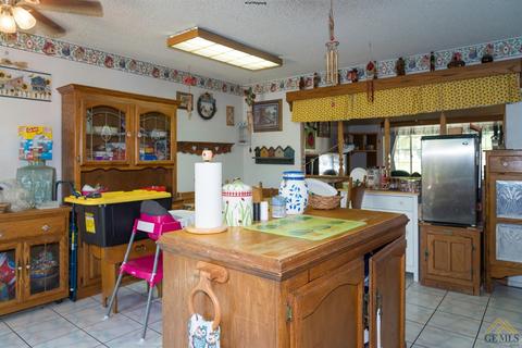 3917 Newcombe Ave, Bakersfield, CA 93313 photo 10