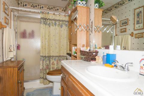 3917 Newcombe Ave, Bakersfield, CA 93313 photo 15